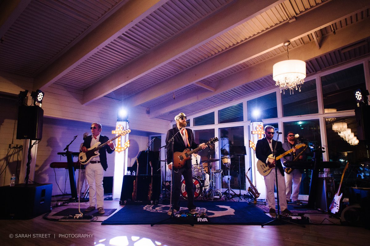 Mark your calendar for May 4 and get ready to get down! Why? Because <a href="/3sheetstweets/">3 Sheets to the Wind</a>, America's #1 tribute to Yacht Rock, is the live band for this year's Beer &amp; Wine Classic! Grab your tickets now and save $10: 501auctions.com/maymontbeerand… (Pic by <a href="/SStreetPhoto/">Sarah Street</a>) #rva #rvabeer #maymont