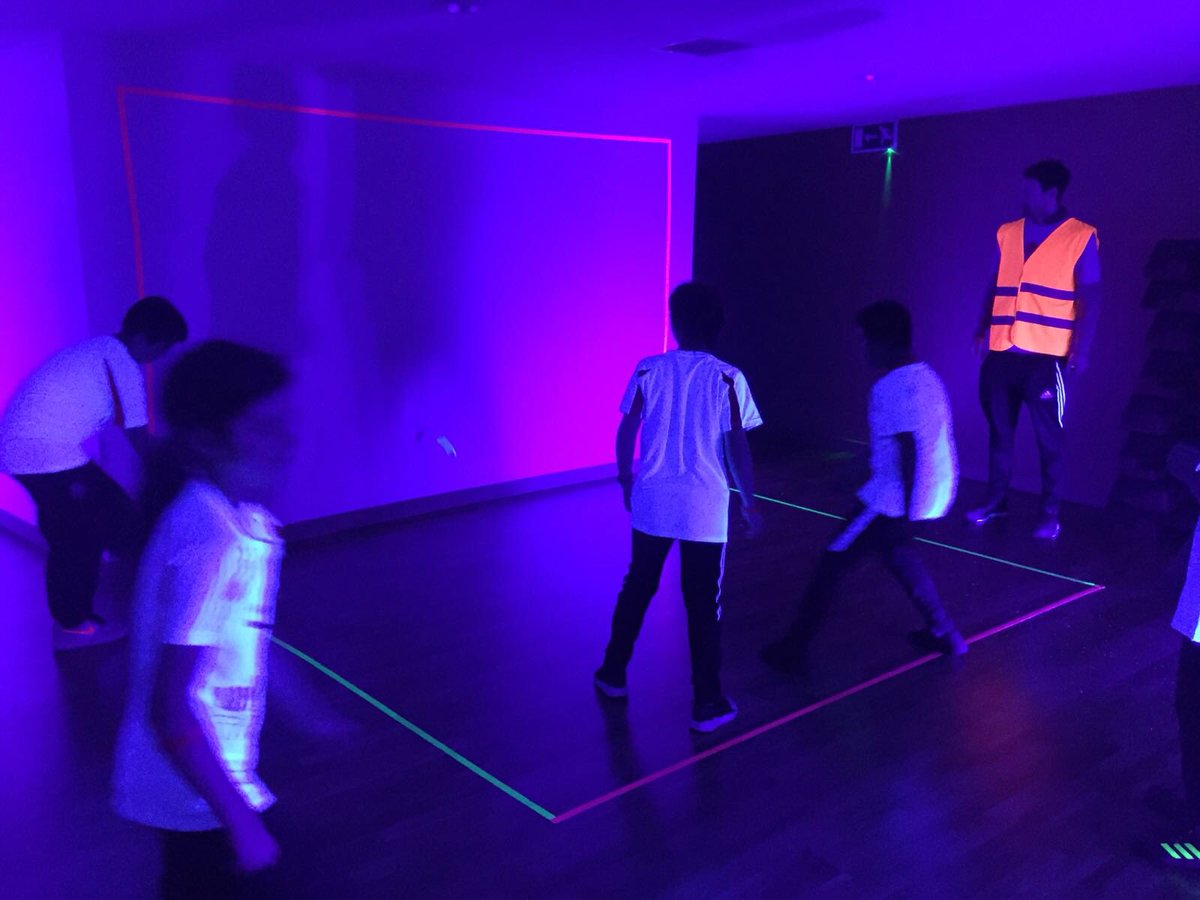 CCJacademy's tweet photo. Here’s more action from @WestwaySports, as some lucky Year 6 pupils take part in today’s @ukwallball Schools Championship. Thank you to USA’s Danielle Daskalakis &amp; Danny Torres for spending time with the children. Such a great #opportunity for them! https://t.co/dBYUVey9cP