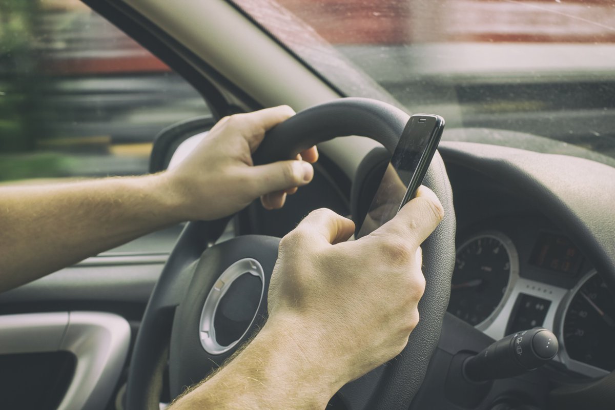 Romex_world's tweet photo. When you take your eyes from the road to the mobile, have you realised that your speed will rise and fall, you will often change’ lanes without looking and you wont appreciate the distance your travelling! STOP #driverdistraction
#RoadSafety #distractionprevention https://t.co/J8p1VD1Qho