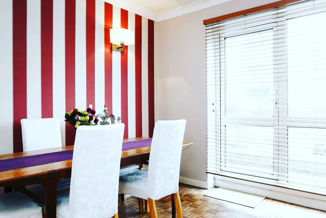 HamptonsIntTedd's tweet photo. Looking for a charming riverside apartment? This ground floor flat in Teddington could be perfect. For more information call us on 0208 977 1226. #hamptonsinternational #property #teddington #riverside #thames #london #apartment https://t.co/xo757Hulsl