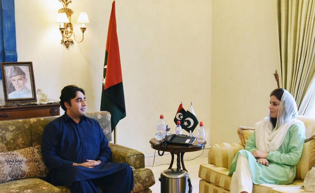 RizwanHajano12's tweet photo. #PPP's proud #Jiylai adi @NazBaloch_ meets with my great leader,#PPP Chairman @BBhuttoZardari to discuss about political situation at @BilawalHouseKhi, #JeayBhutto🇱🇾@BakhtawarBZ @AseefaBZ @ShahNafisa @NoshenPatras @zahida_ansari @zainabbalouch12 @sariyarana https://t.co/0hyL9tHY1I