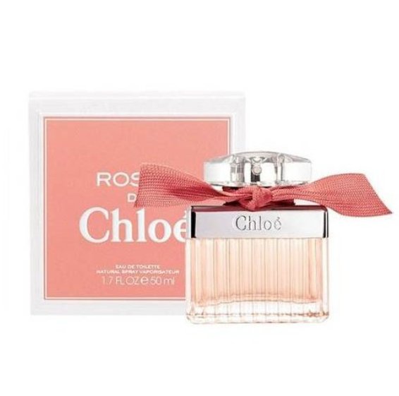 Roses de Chloe was created to capture a walk through a Parisian rose garden. It has notes of bergamot, Damask Rose, magnolia &amp; amber. I'm giving one away. To enter, follow <a href="/davelackie/">dave lackie</a> &amp; RT