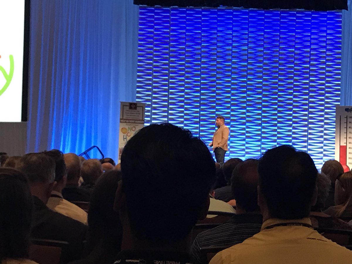 dancinjul's tweet photo. @TomHickman_NMG at nationwide Orlando nationwide Buyers group https://t.co/lo7MNCmGZw