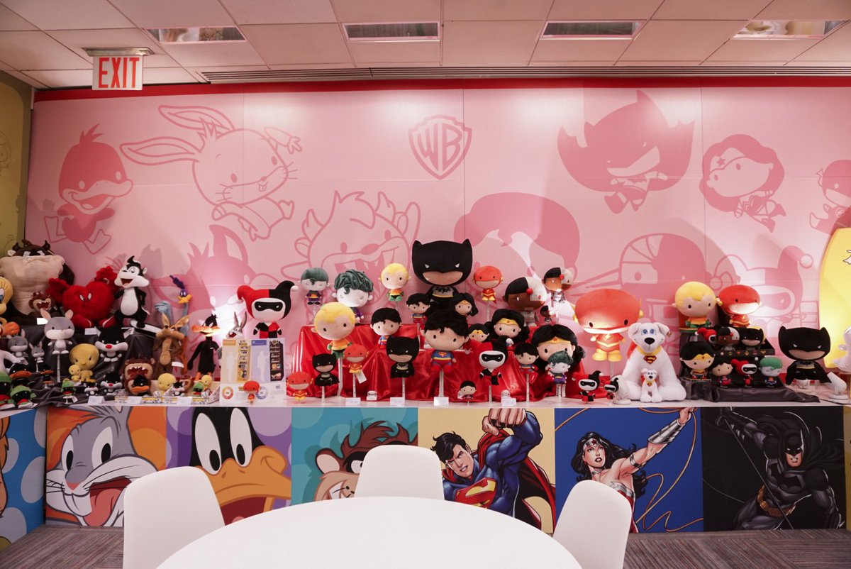 .<a href="/ToyFairNY/">ToyFairNY</a> Maxx showroom at #TFNY. Overwhelmingly positive response to the Warner Bros 2018 Plush Line. #dccomics #ToyFair2018