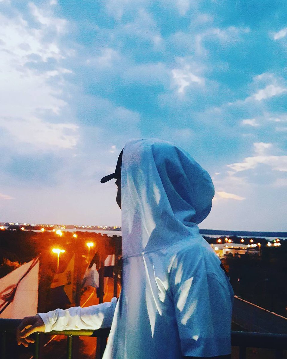 loopsquad_'s tweet image. Sessenta respostas aqui com a TAG! #SubscribeLoop