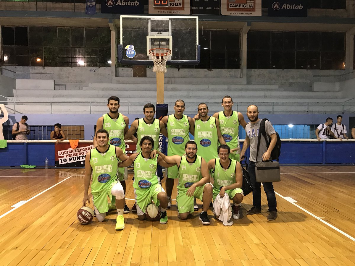 LUD_Oficial's tweet photo. Acá están @CrandonUBBC y @KUBasquetbol que buscarán esta noche un lugar en la final del #TorneoDeHonor de #básquetbol https://t.co/NlxZ9hVUR9