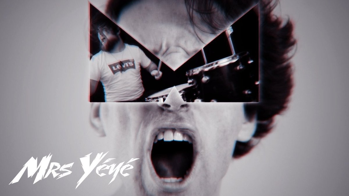 2018 : l’année de la collab’ avec @YeyeLiquini à <a href="/AxoneMusic/">Axone Studio</a> : 

-Vous avez déliré sur « Les Démons de Minuit ».

-Vous avez chialé sur « Autre Part ».

-Vous avez headbangé sur « Mojo ».

Vous n’êtes tellement pas prêt pour la 4ème cover.