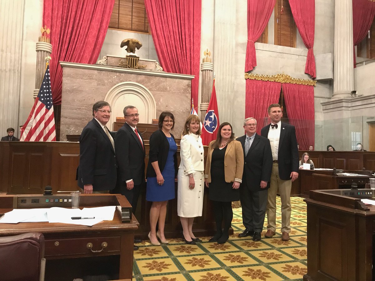 RepAndrewFarmer's tweet image. Speaker @BethHarwellTN showing her appreciation and support for Habitat for Humanity's ongoing great work throughout TN.