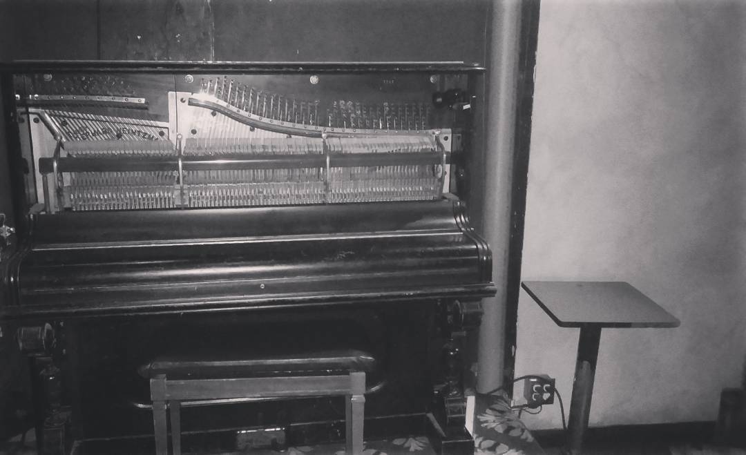 Hosting another Piano Cutting Contest at The Cameron House Tonight! 10pm
#thecameronhouse
#cuttingcontest
#everyonewins