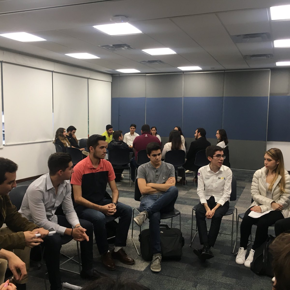 comiteelectoral's tweet photo. Así concluimos el panel electoral del bloque 2🔥 

¡Gracias por asistir!

#ElegirParaExigir https://t.co/QYjEbVZmnm