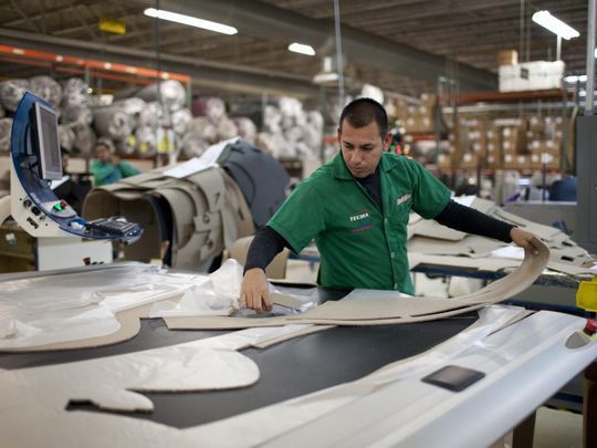 Bordernomics's tweet photo. Trump calls NAFTA 'worst trade deal,' but study shows bolstering it could add 63K Arizona jobs #NAFTA #NAFTAWorks #bordernomics #arizona #jobs 
https://t.co/ymiBYo1FtU https://t.co/8AvOOg1eT1
