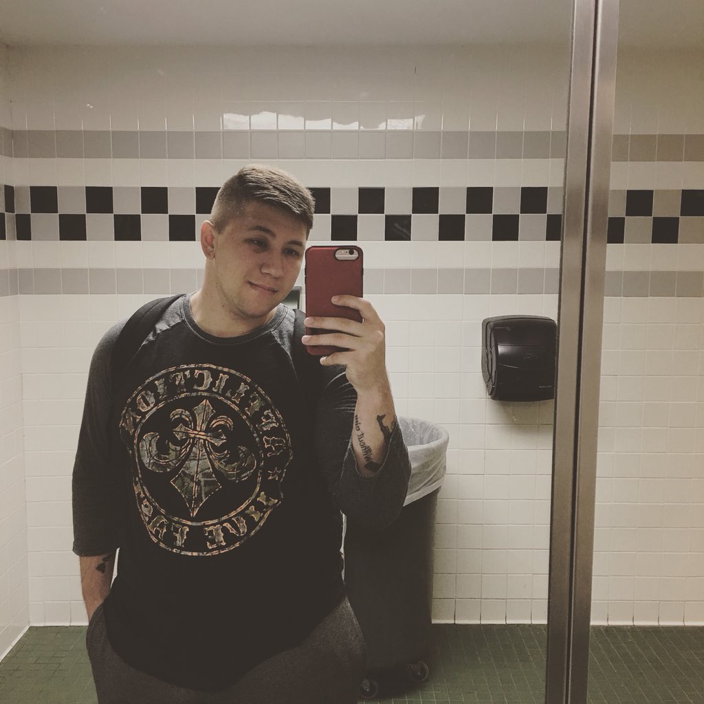 CodyColean's tweet image. Fresh cut, and school flow.😌🤙🏼😎👏🏻