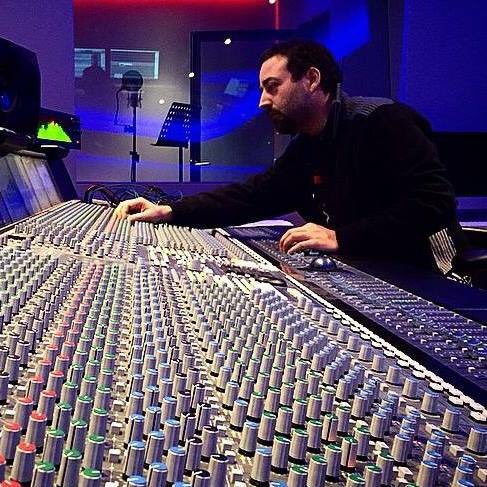 Working on SSL Duality 
#metrorecords #ssl #duality #music #StudioSession #sounddesign #filmscoring #luigisanso #mixing