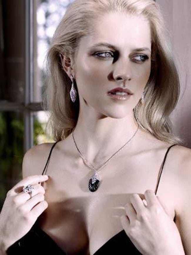 Happy birthday Teresa Palmer      