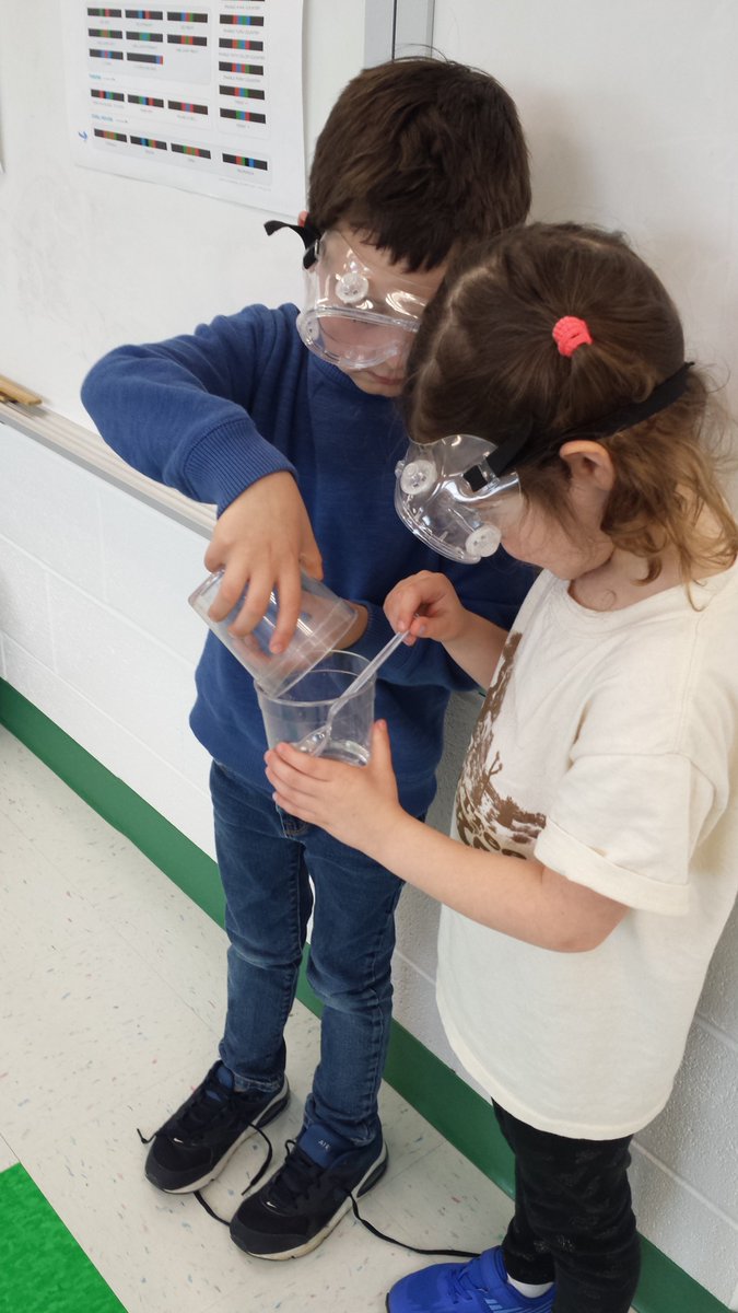 MsLuster_SLES's tweet photo. Look at our Kinder Chemists! When something dissolves, where does it go? #ProjectClarion #FCPSSTEAM @fcpsaap @StratfordLndgES https://t.co/HOumEQrnEs