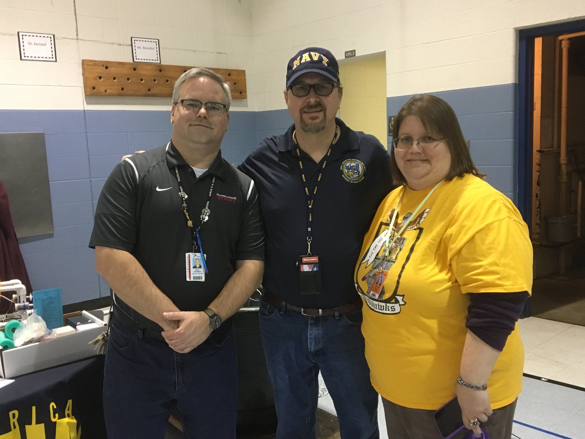 HazelwoodSD's tweet photo. United States #Navy Education Specialist, Jon Dickson is shown with Central High Robotics Coach, Stephanie Saunders and West High Robotics Coach, Karl Herman. This is the second year that the Navy is sponsoring the West and Central High Robotics teams. https://t.co/3ORyW36FHj