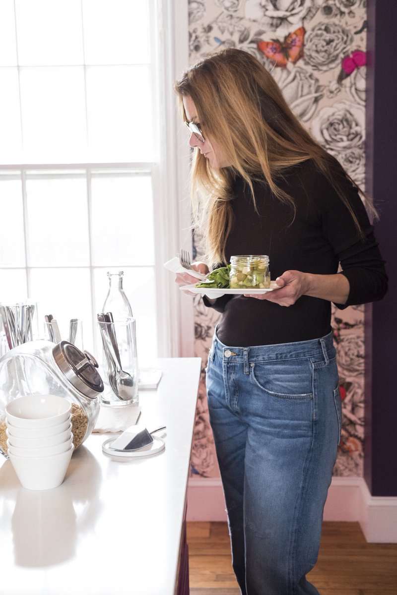 pattyjeffre1's tweet photo. Flashback to our #staycation at the Gilded in #Newport last Spring, all photo by @staceydoyle @LarkHotels #onalark #spring #hotels
#boutiquehotels #RhodeIsland #Travel https://t.co/LQRz4jkEUv