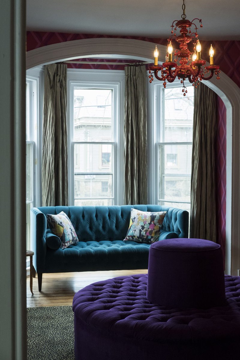 pattyjeffre1's tweet photo. Flashback to our #staycation at the Gilded in #Newport last Spring, all photo by @staceydoyle @LarkHotels #onalark #spring #hotels
#boutiquehotels #RhodeIsland #Travel https://t.co/LQRz4jkEUv