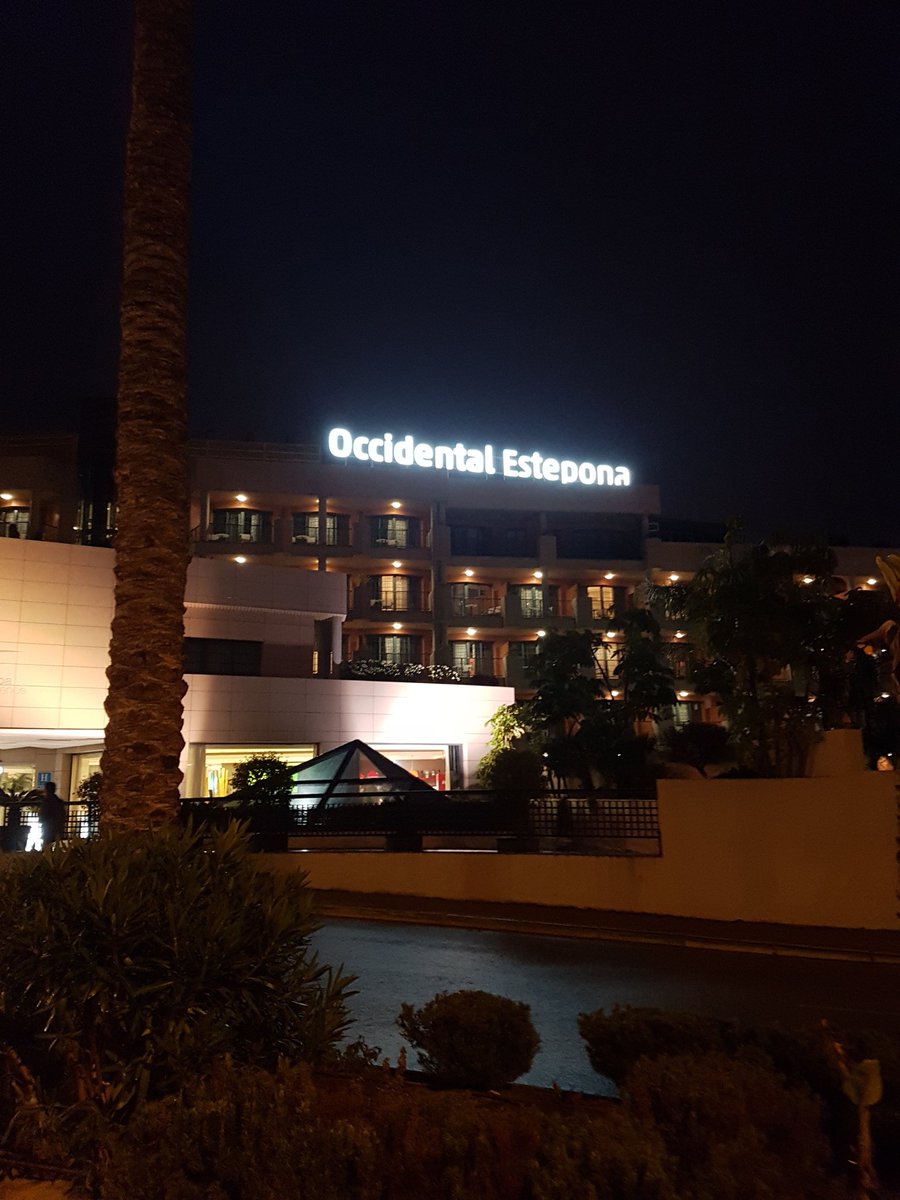 ATC_MANTTO's tweet photo. Hoy presentando informe de mantenimiento de una de nuestras comunidades en #juntadepropietarios en #barcelohoteles #occidental @CAFMalagaES @GrupoAEA https://t.co/s3r5ABaNnw