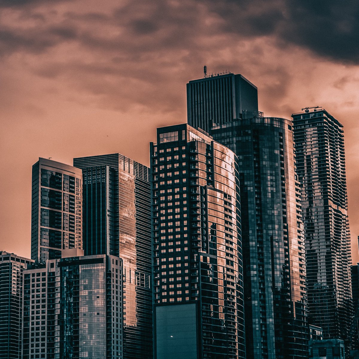 Tannermmonty's tweet photo. City views https://t.co/qxLOVHdEsJ