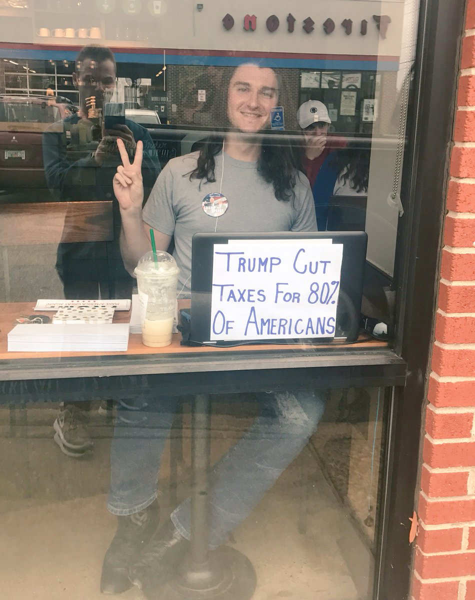 ScottPresler's tweet image. STRATEGY: I sit strategically in the drive through window, so everyone can see my pro-Trump messages.

"Trump cut taxes for 80% of Americans."
#MondayMotivation