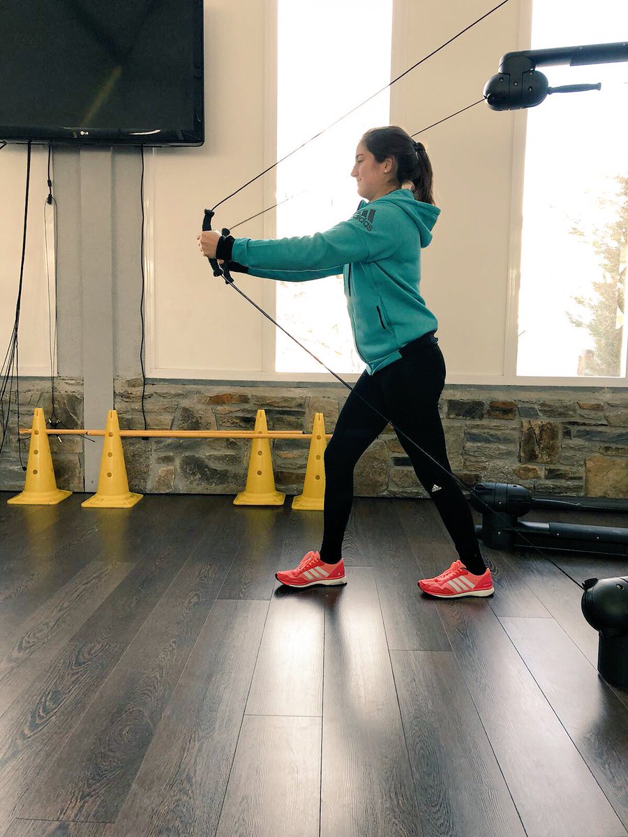 Back to training mode! #pushing #nopainnogain 👊🏼💪🏼 🏋️\u200d♀️ De vuelta al  trabajo! #empujando 👊🏼🏋️\u200d♂️💪🏼, image size:900x1200