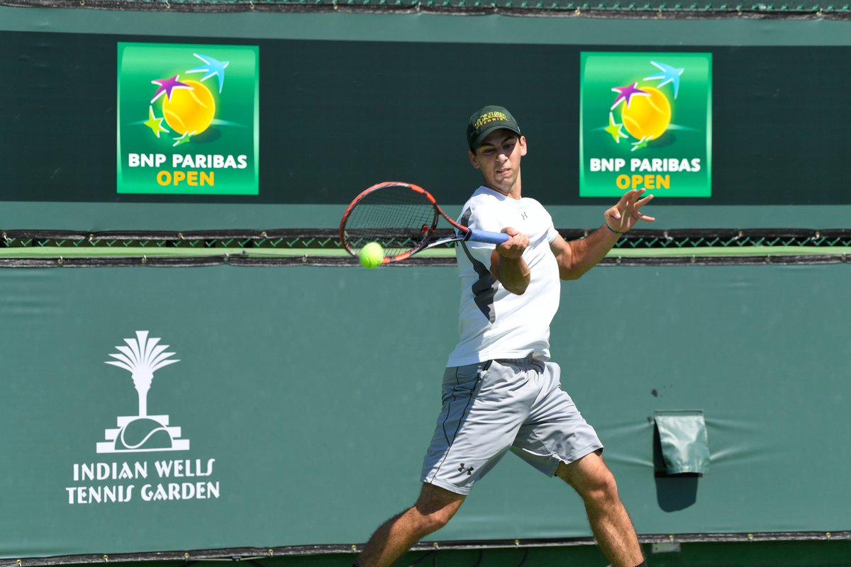 BaylorMTennis's tweet photo. Less than 18 days until we head back to Indian Wells. 🎾🔥

Great memories made last year with the Bears bringing home the #BNPPO Collegiate Tennis Challenge tournament title! #SicEm #Big12Tennis #NCAATennis https://t.co/QhS6k4sRhs