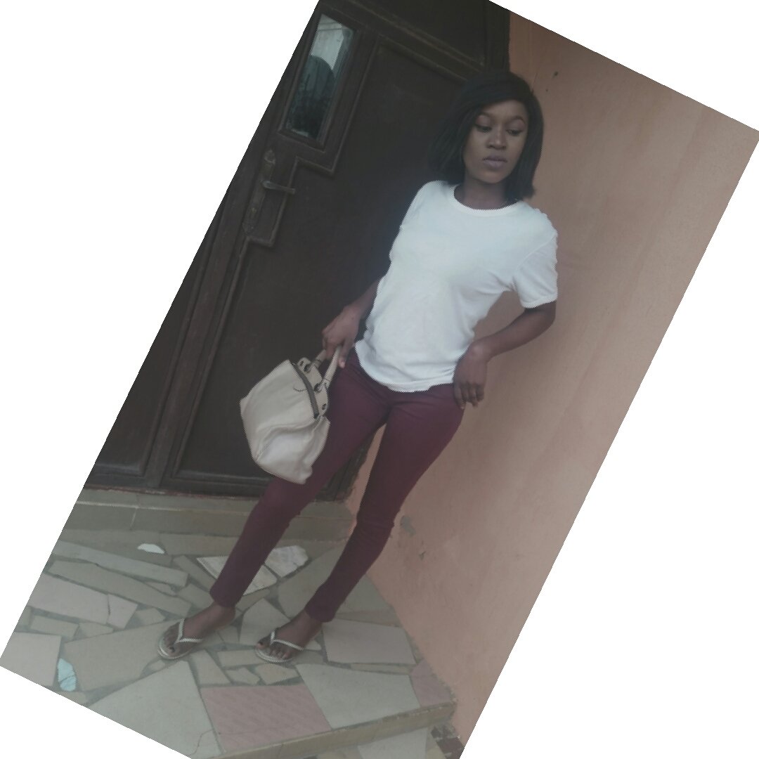 IamDivacute's tweet photo. Can't get the drip💧ain't no need for you watching me 😊😋 https://t.co/6oFbyWr1M4