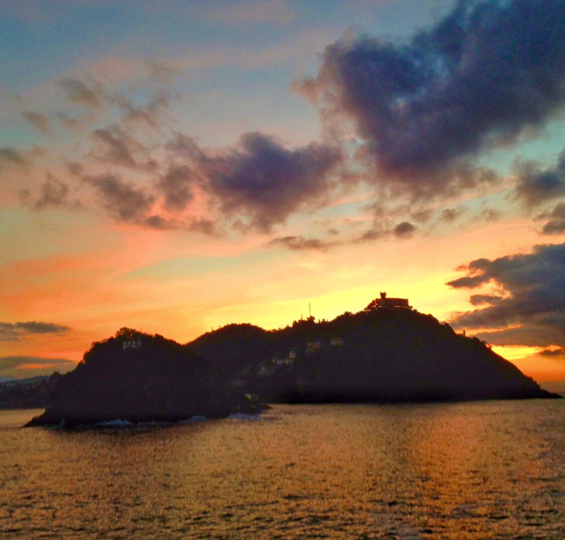 Sweet dreams 💫💫💫 gabon 😴 #SanSebastian #Donostia