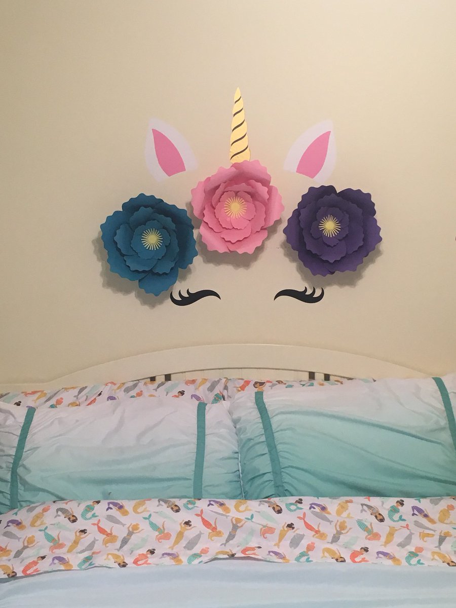 Unicorn wall decor just added in my shop. Click on shop link in bio! #unicornlove #unicornwalldecor #iheartunicorns #girlygirl #nurserydecor #partytime #elegantpartydesign #etsyshop #etsyseller #etsylife #paperflowers #newitemalert