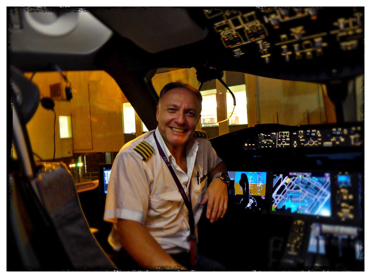 flywithoutfear's tweet photo. One of the FWF team.....Captain Steve in his shiny new 787. #flyingwithoutfear #fwf #captainsteve #dreamliner #virginatlantic #787 #nomorefear #whatturbulence (Photo credit: Anna Peska) https://t.co/Pek1yAlRyc