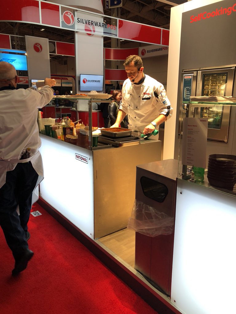 The <a href="/RATIONALCanada/">Canadian Rational 🇨🇦</a> chef is in the building!