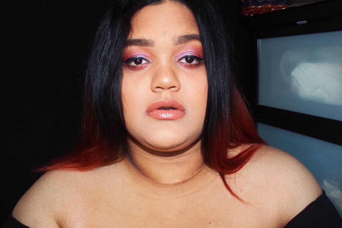 royaljewels__'s tweet image. Hey #nikkietutorial I try following her makeup tutorial check it out #makeup #beautyblogger #mua #instabeauty #beauty #HUDABEAUTY #naturalbeauty #YouTubers #YouTubePartnerProgram #YouTube 

youtu.be/JoEbgySdSuE