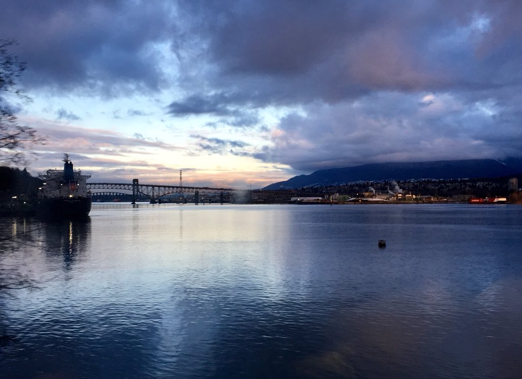 sunilvancouver's tweet image. Another stunning morning taking the #westcoastexpress through Burnaby and Port Moody @CityofBurnaby @CityofPoMo @NEWS1130 @TransLink #Burnaby #train #portmoody #shadesofblue #westcoast #indianarm #water #mountains