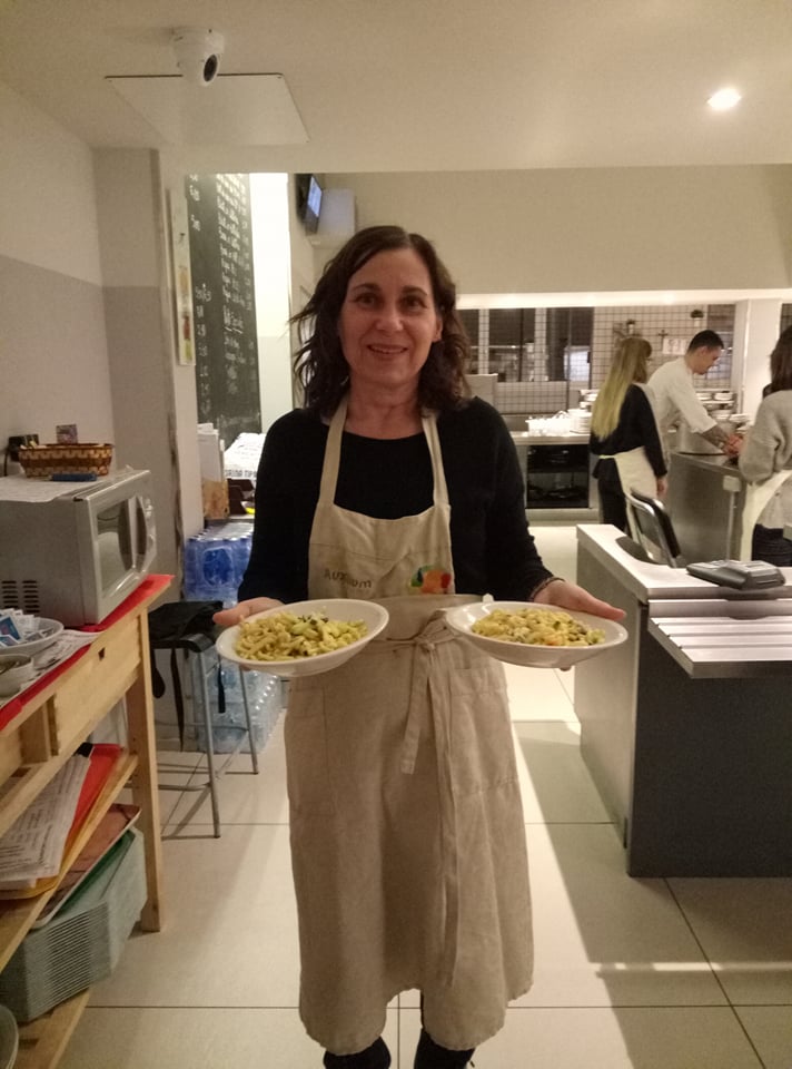 FoodforSoul_it's tweet photo. Thanks to @maxpoggi and his son Matteo, and to Sara and Giacomo for making our guests at Social Tables Ghirlandina very happy tonight with a lovely meal entirely made with #surplus ingredients. Our #volunteers served every dish with a smile and made sure everyone had a good time! https://t.co/zkuMFIL8vo
