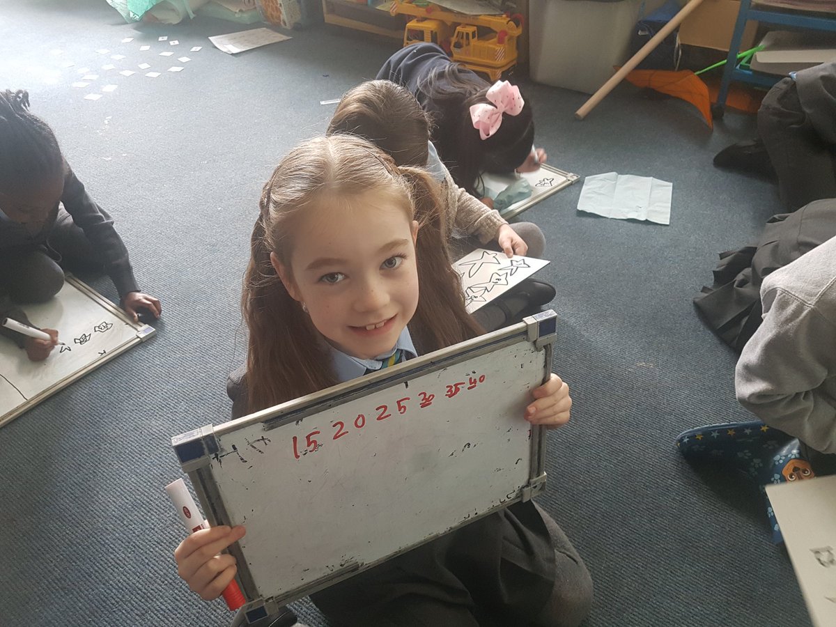 OLRprimary's tweet photo. Well done to RH and LC who showed their excellent understanding of number patterns today in the maths plenary. p2/1 #countingforwards #countingbackwards #strategies #maths #numberpatterns #compositeclass https://t.co/YnHt5k70OO