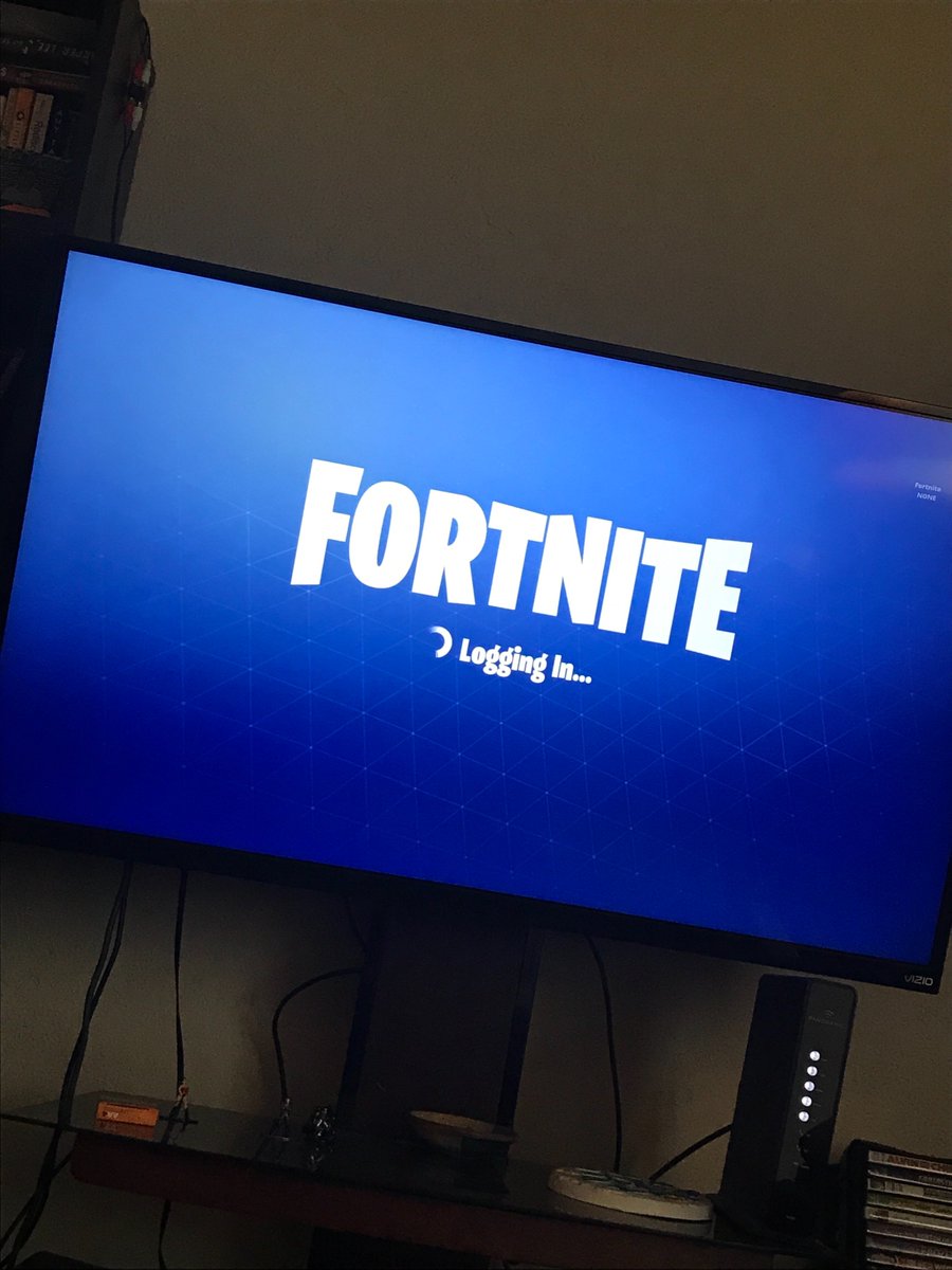 CarterTwic17's tweet photo. @FortniteGame I just wanna play!!!! https://t.co/qzOgdHYgeJ