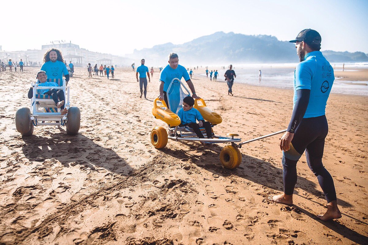 Con ganas de calentar motores y empezar nuestras jornadas solidarias
#KindSurfBringHappiness
•We can’t wait for good weather to start our #SurfTherapy programs 😃

Pic <a href="/thefrogeye/">Alex Postigo</a>