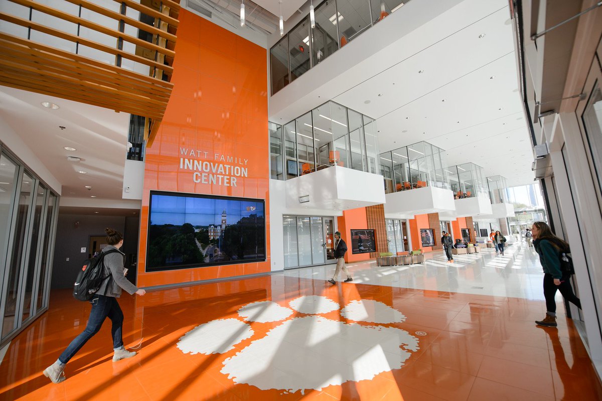 clemsonbusiness's tweet photo. Calling all #entrepreneurs! On March 8th fellow entrepreneurs will gather for a large networking event. The event is free and begins at 10AM in the @WattCenter. Don't miss out!  https://t.co/T4sLkLKPJC https://t.co/lhZZDa1XqZ