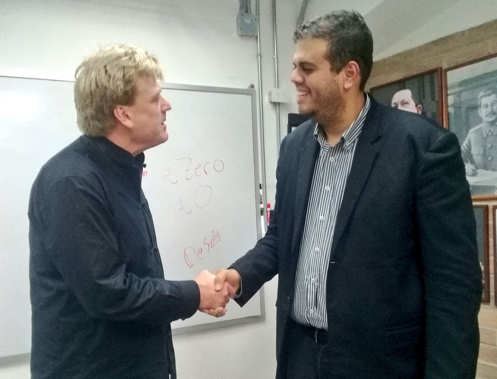 SupCarlosV's tweet photo. #Hoy sostuvimos una reunión con el empresario, CEO y founder de @overstock Patrick M. Byrne gran inversionista en empresas de Blockchain más importantes del mundo. Nuestro encuentro fue de intercambios de ideas y aportes para nuestro criptoactivo venezolano #ElPetro https://t.co/COWlmFWxif
