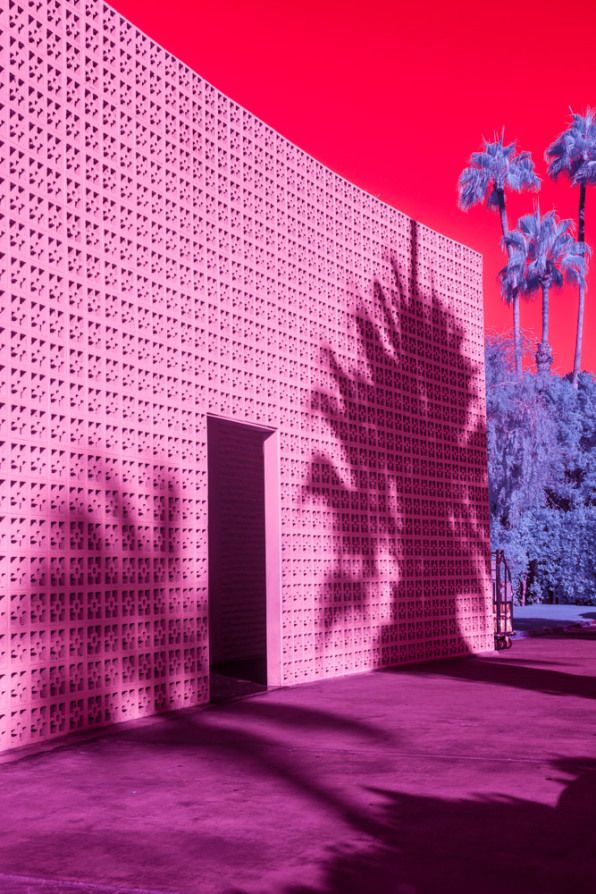 Salesguy_Neil's tweet image. Palm Springs’ Midcentury Modernism Is Even Better In Infrared buff.ly/2EWHGBl
#photography #architecture #design #midcentury #modernism #Homes #house #PalmSprings #CA