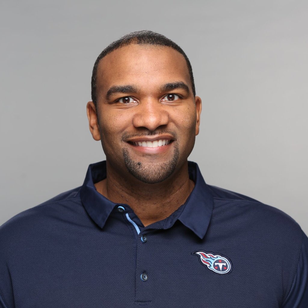 CoachSBooker's tweet photo. #NewProfilePic https://t.co/AlNAiK2DuV