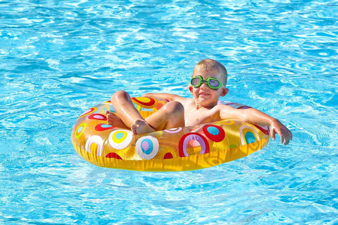 SaltForkLodge's tweet photo. Do you know the cure for those Monday Blues? Book your summer vacation!! Guaranteed to put a smile on your face! 
https://t.co/kbP1A2wpgX https://t.co/nG78xPoPiA