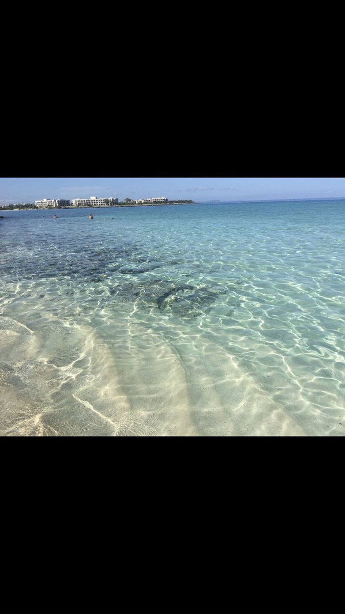EmsGelderd's tweet photo. Bucket List: Spend birthday in another country (Cuba January โ18) #forkerryann https://t.co/OISRQirIQZ