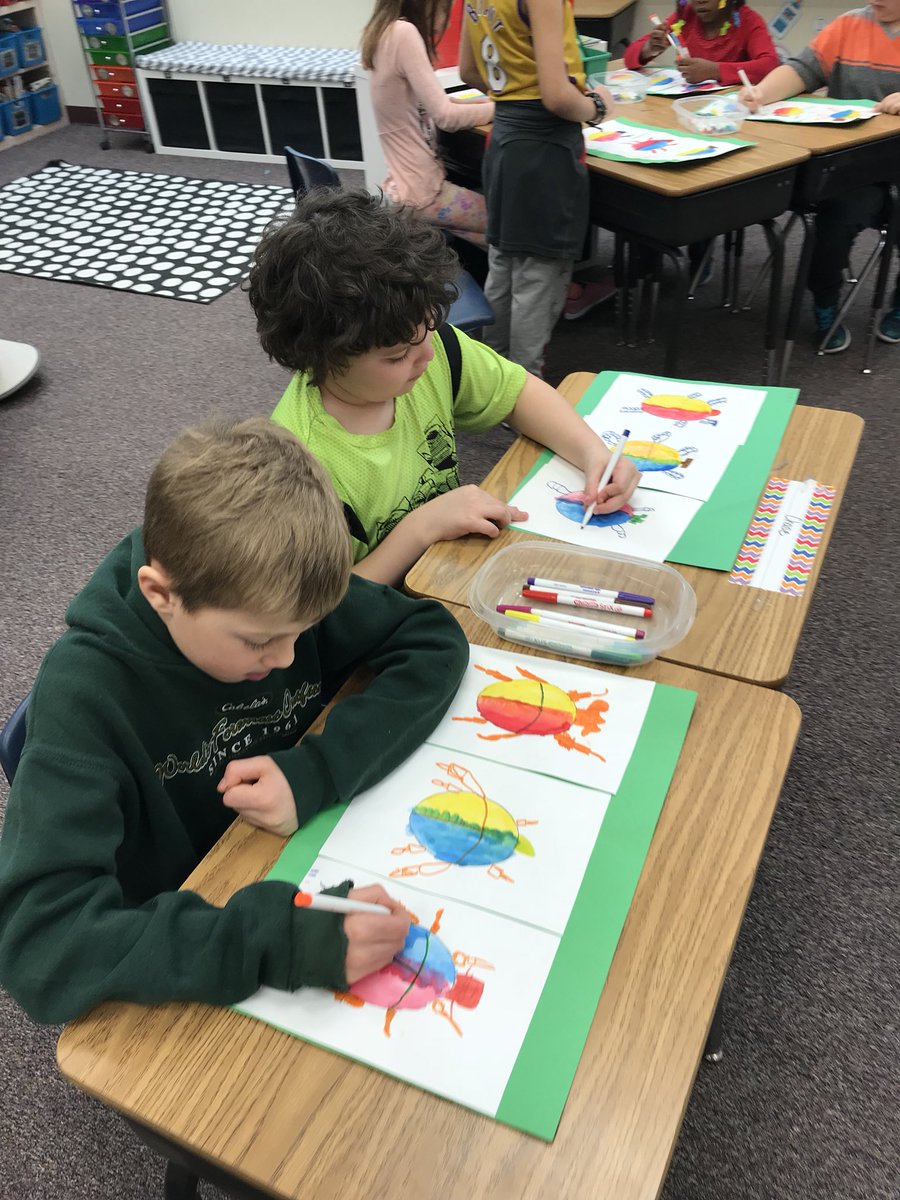 LA3rdHorntvedt's tweet photo. Today we added insect parts to our primary/secondary color paintings. #art #science #gfpsla https://t.co/FWkicNxGv9