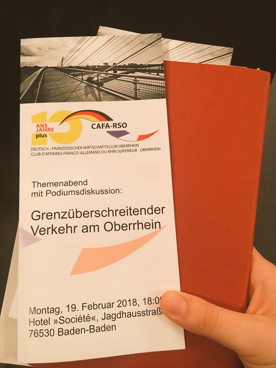 nellykeuerleber's tweet photo. Der @cafa_rso lädt Betroffene und Entscheidungsträger ein über den grenzüberschreitenden Verkehr am Oberrhein zu diskutieren @rober_herrmann &amp; @WinneHermann möchten Pendlerströme effizient und klimafreundlich gestalten https://t.co/oSde4MtjYm