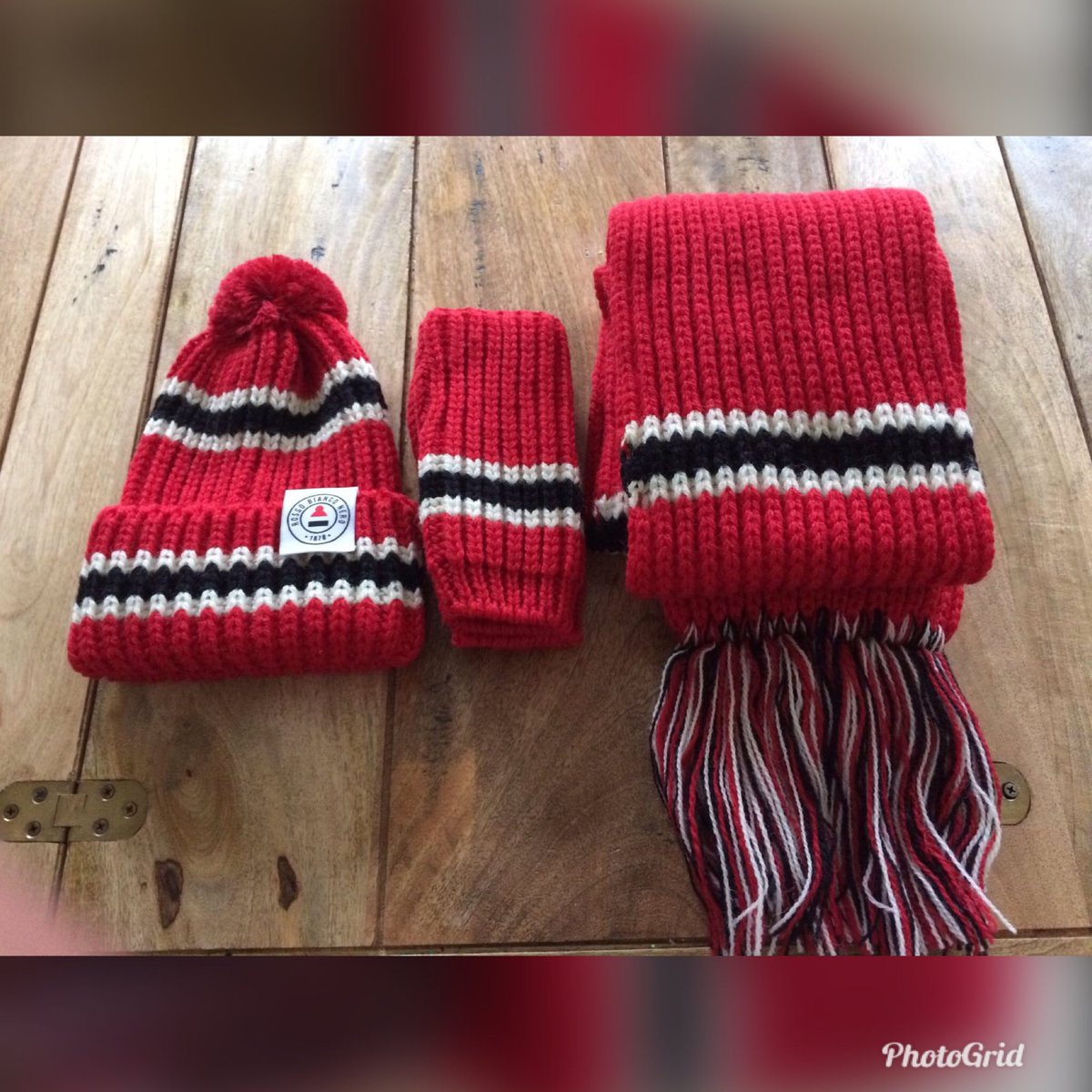 Rossobianconero1878 Our New Unlimited Rosso Bianco And Nero Ranges Will Be Available Back End Of Next Week Ish Bobblehats Scarves Mittens In Red White And Black Colour Ways T Co Fqghnfutzh Rbn1878