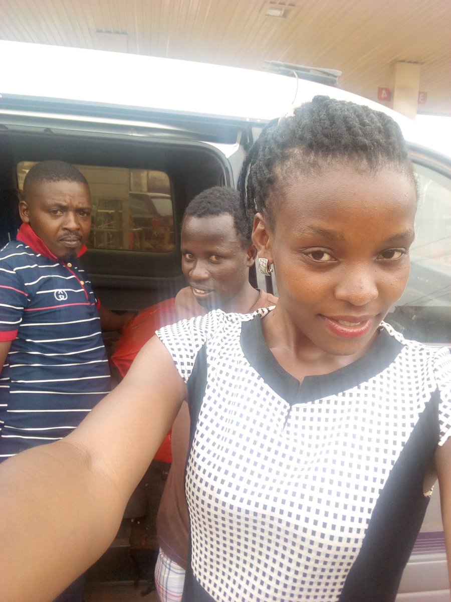 for_initiative's tweet photo. The tender loving care of human beings will never be absolete. You have not lived today until you have helped some one #NoOneHasEverBecomePoorByGiving 
#Ivan
#Muhereza Eliot ,thanks for  creating an impact.
@hambdt
@aineplanr 
@for-initiative
@UNICEFUganda https://t.co/m7w0vxZD9Q