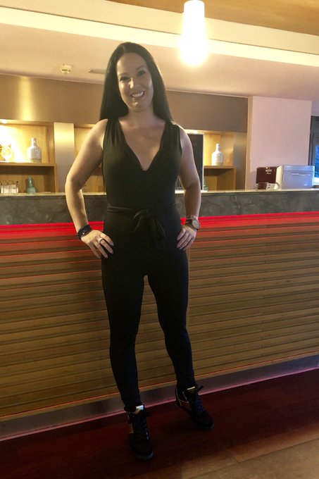 W&uuml;nsche euch einen sch&ouml;nen Abend 💋 https://t.co/gJWGTTiKcN<a href="/tag/model"class="tags"><span>#model</span></a><a href="/tag/fitness"class="tags"><span>#fitness</span></a><a href="/tag/sweet"class="tags"><span>#sweet</span></a><a href="/tag/workout"class="tags"><span>#workout</span></a><a href="/tag/fit"class="tags"><span>#fit</span></a><a href="/tag/hot"class="tags"><span>#hot</span></a><a href="/tag/party"class="tags"><span>#party</span></a>