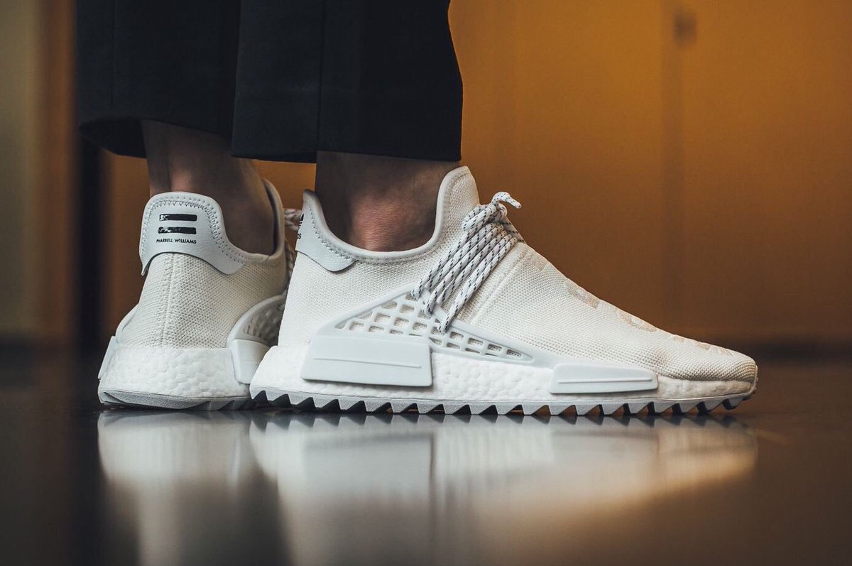 hu nmd cream white